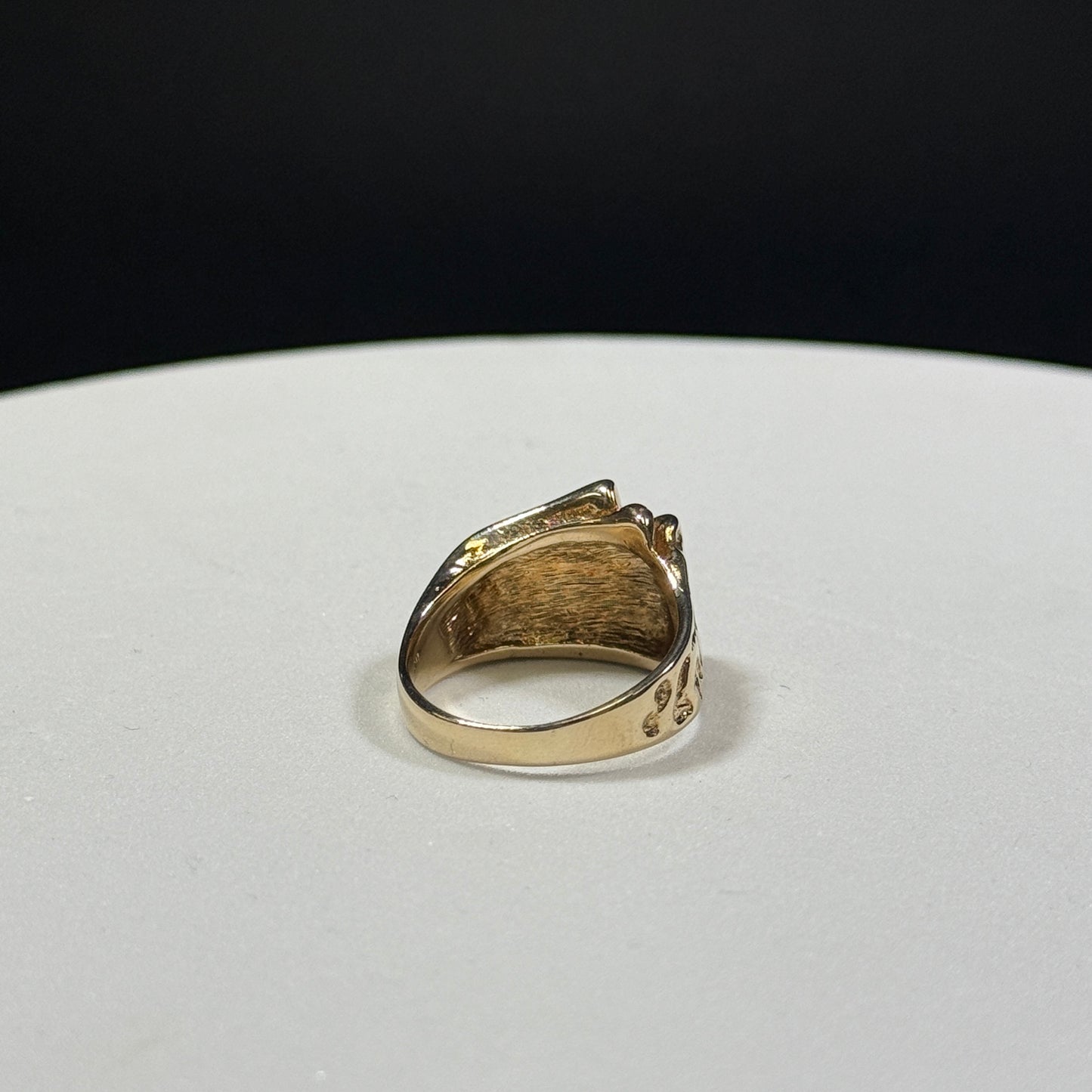 14K Yellow Gold 10.5G Star Sapphire Ring Size 9