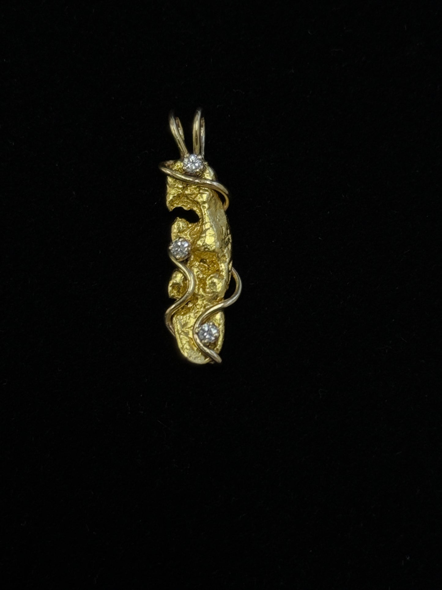 14K and 24K Yellow Gold Fancy .15ctw Round Diamond Nugget Style Design 5G Pendant