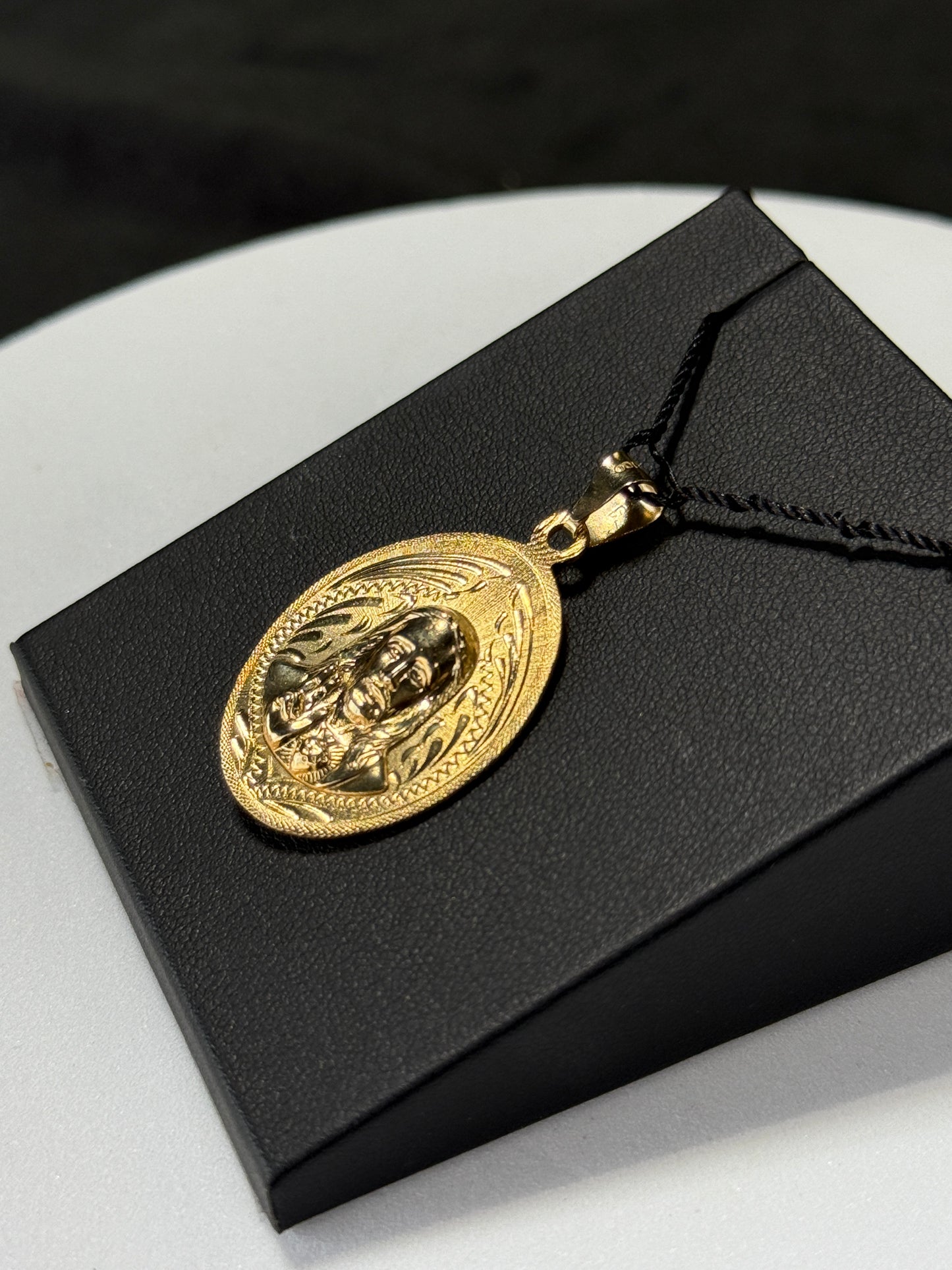 14K Yellow Gold Two Side Religious 7G Pendant