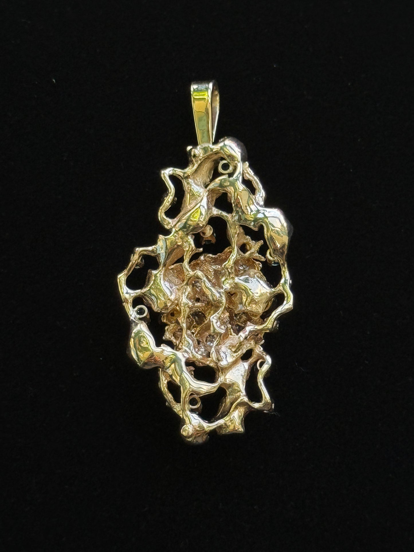 14K Yellow Gold Sapphire and Diamond Nugget Style Design 18.9G Pendant