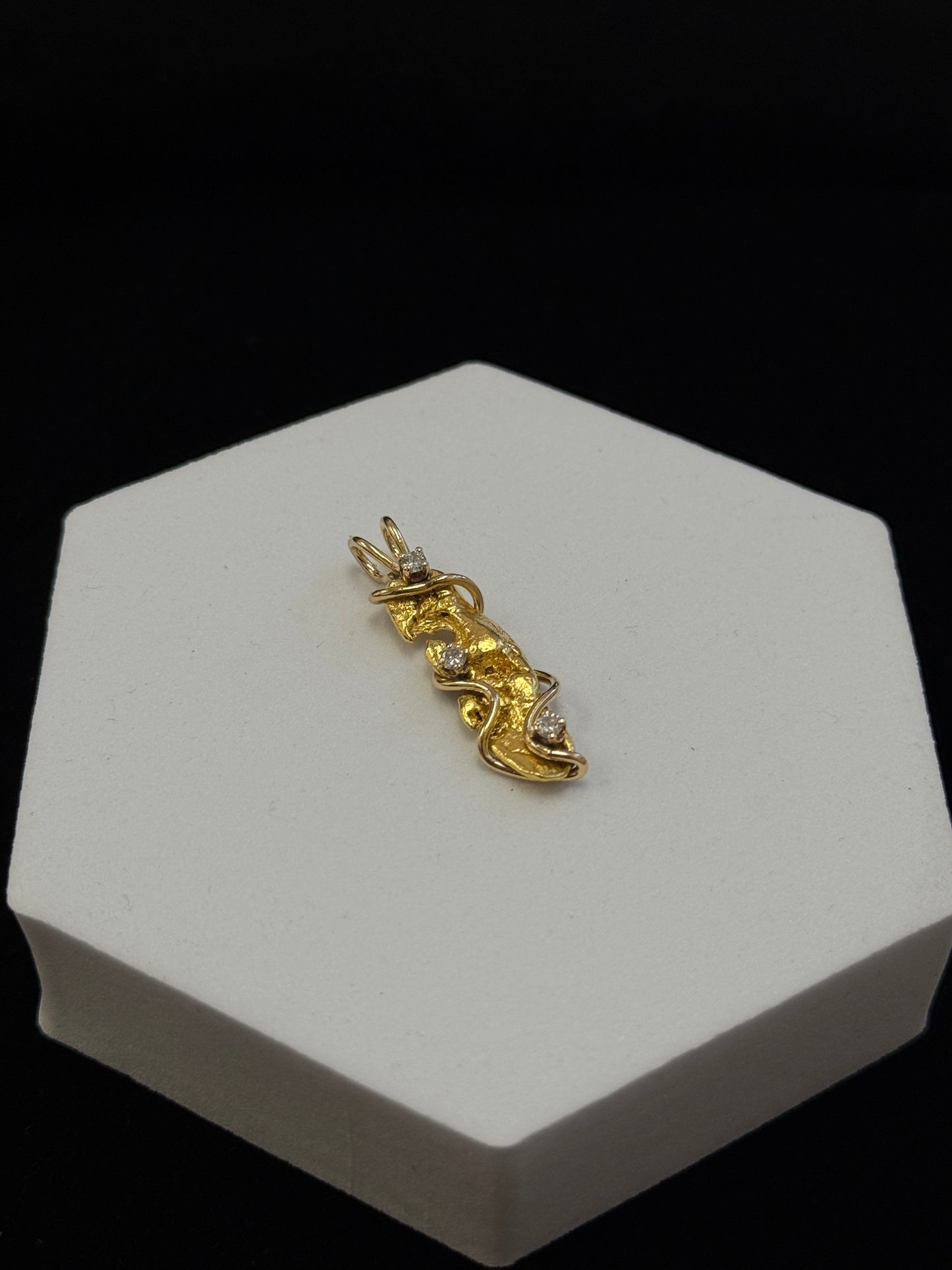 14K and 24K Yellow Gold Fancy .15ctw Round Diamond Nugget Style Design 5G Pendant