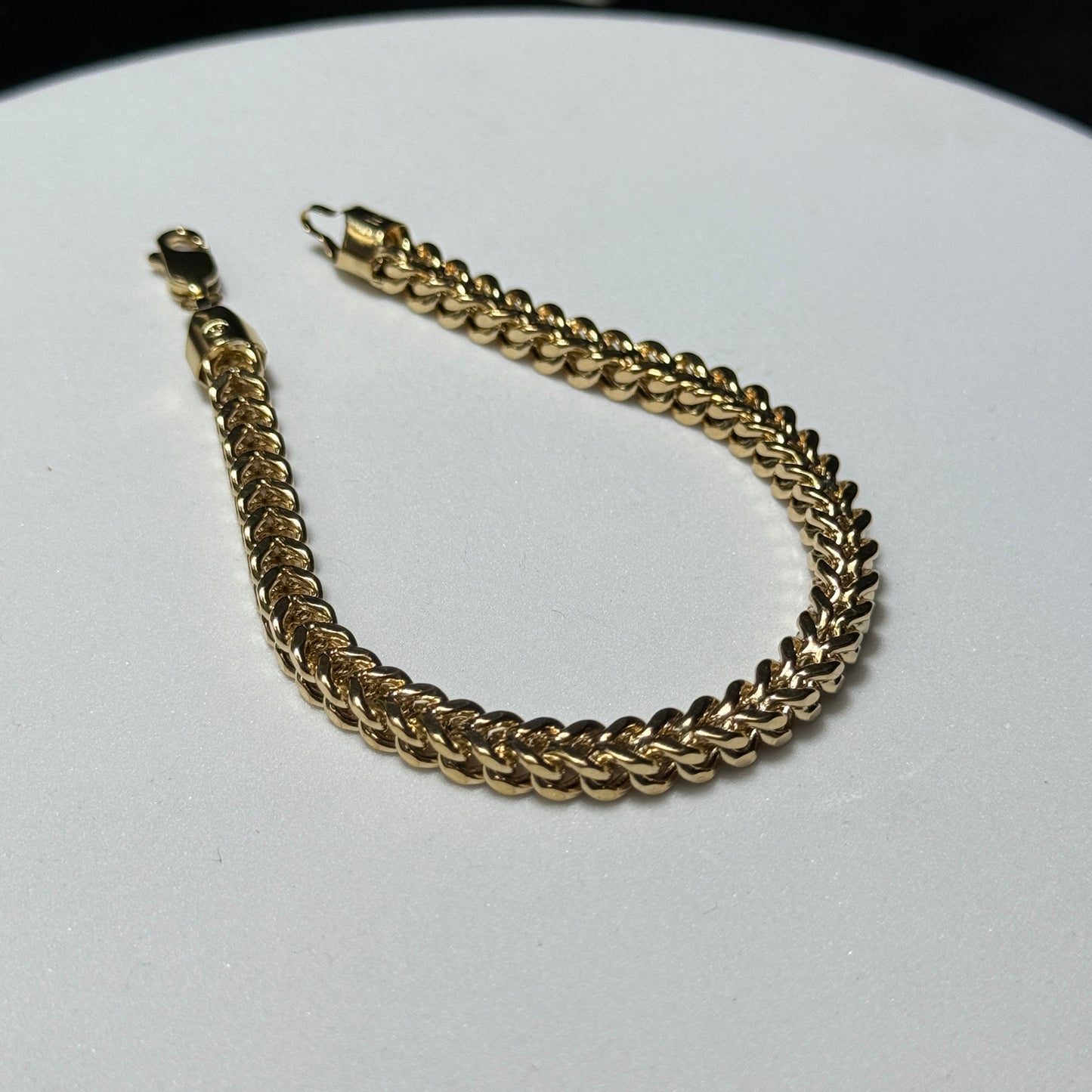 10K Yellow Gold 1.3 Grams 5.5mm Franco Bracelet