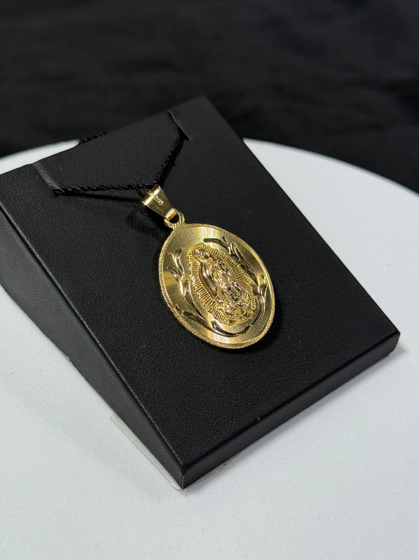 14K Yellow Gold Two Side Religious 7G Pendant