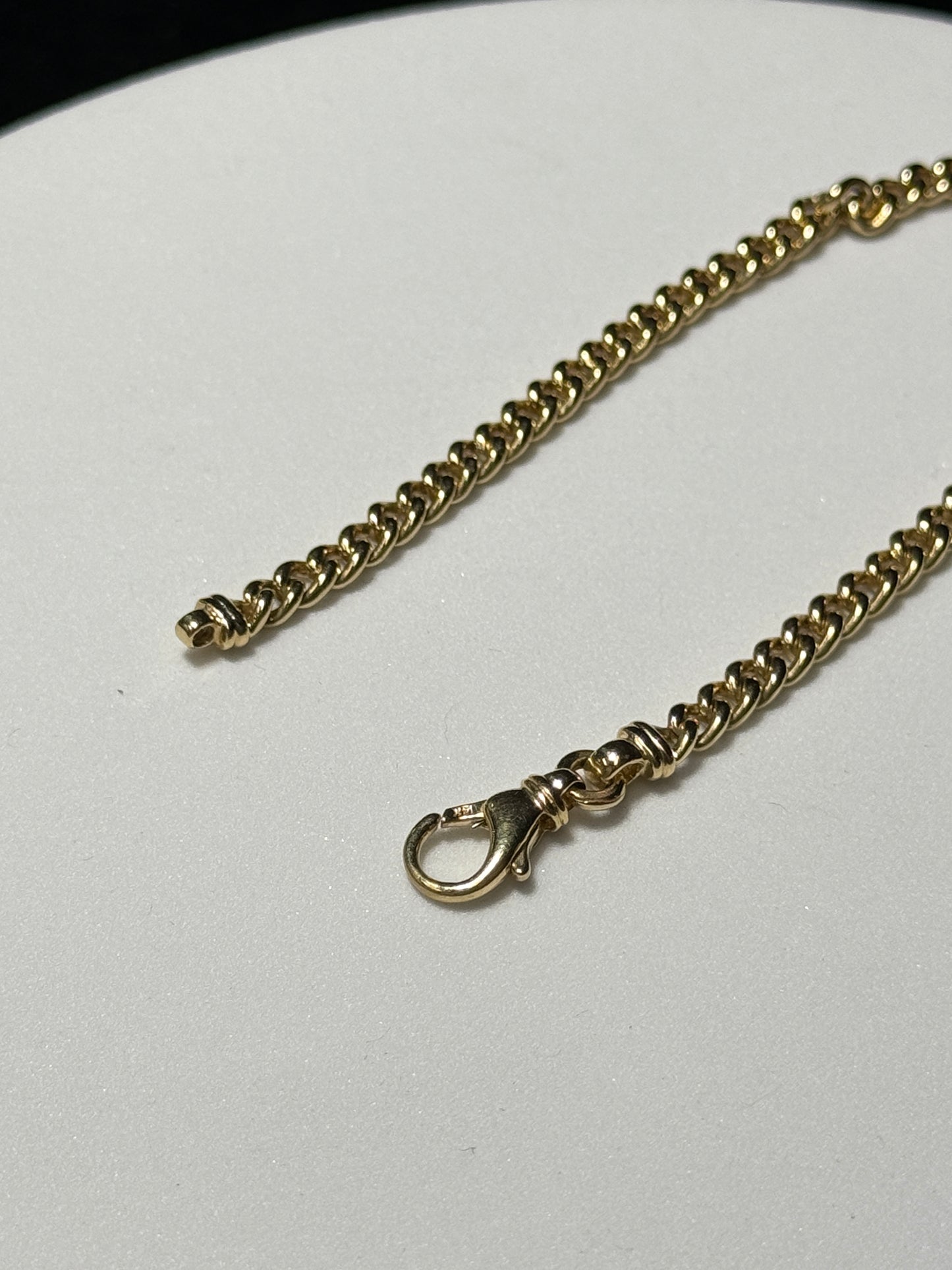 14K Yellow Gold 16G 8.5" 4.5mm Curb Bracelet