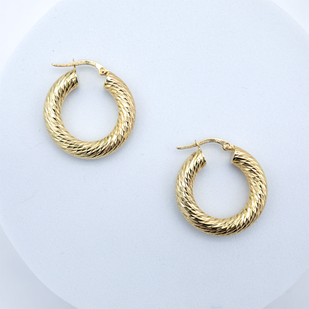 14K Yellow Gold Diamond Cut Round Hoop Earrings