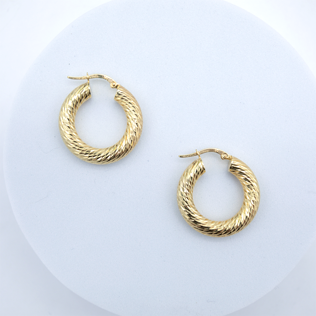 14K Yellow Gold Diamond Cut Round Hoop Earrings