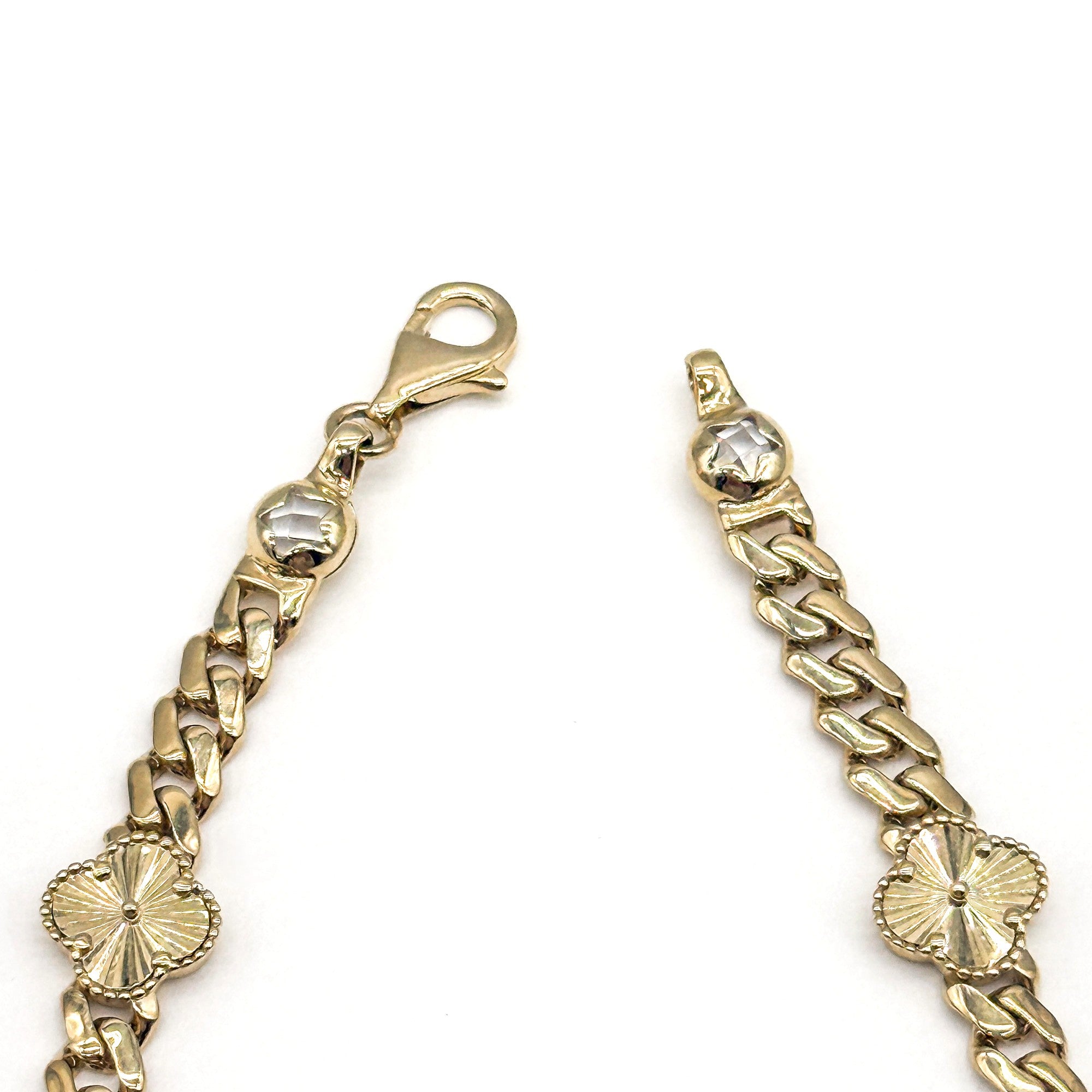 14K Yellow Gold Clover Curb Bracelet 7.5 Inch Solid Gold 8 Grams