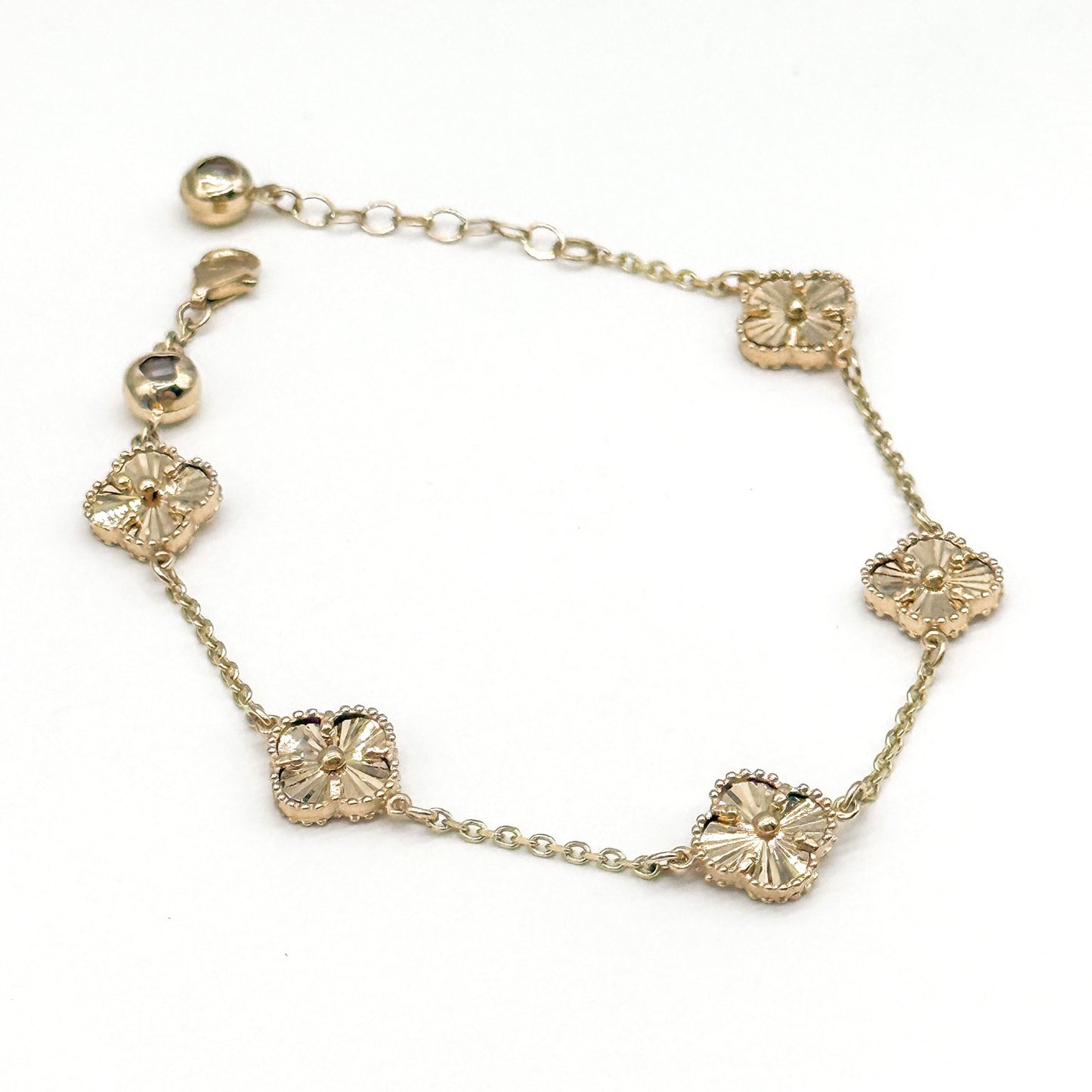 14K Yellow Gold Clover Bracelet 7.5 Inch Dainty 5.3 Grams Station Style