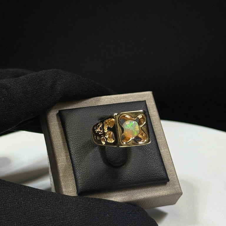 14K Yellow Gold Nugget Opal Ring 12.1g Size 9