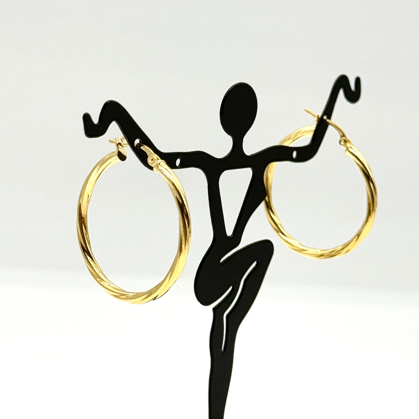 14K Yellow Gold Twisted Earrings 1” Lightweight Classic Hoops 1.3 Grams
