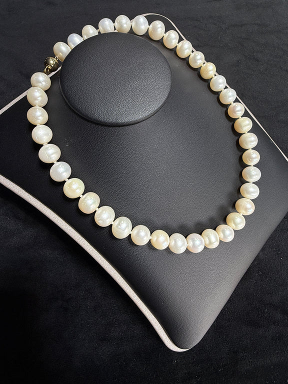 14K Yellow Gold 10mm Pearl 16” Necklace