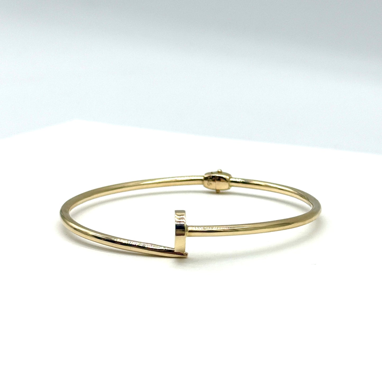 14K Yellow Gold Nail Design Open Bangle Bracelet 5 Inch 7.4g