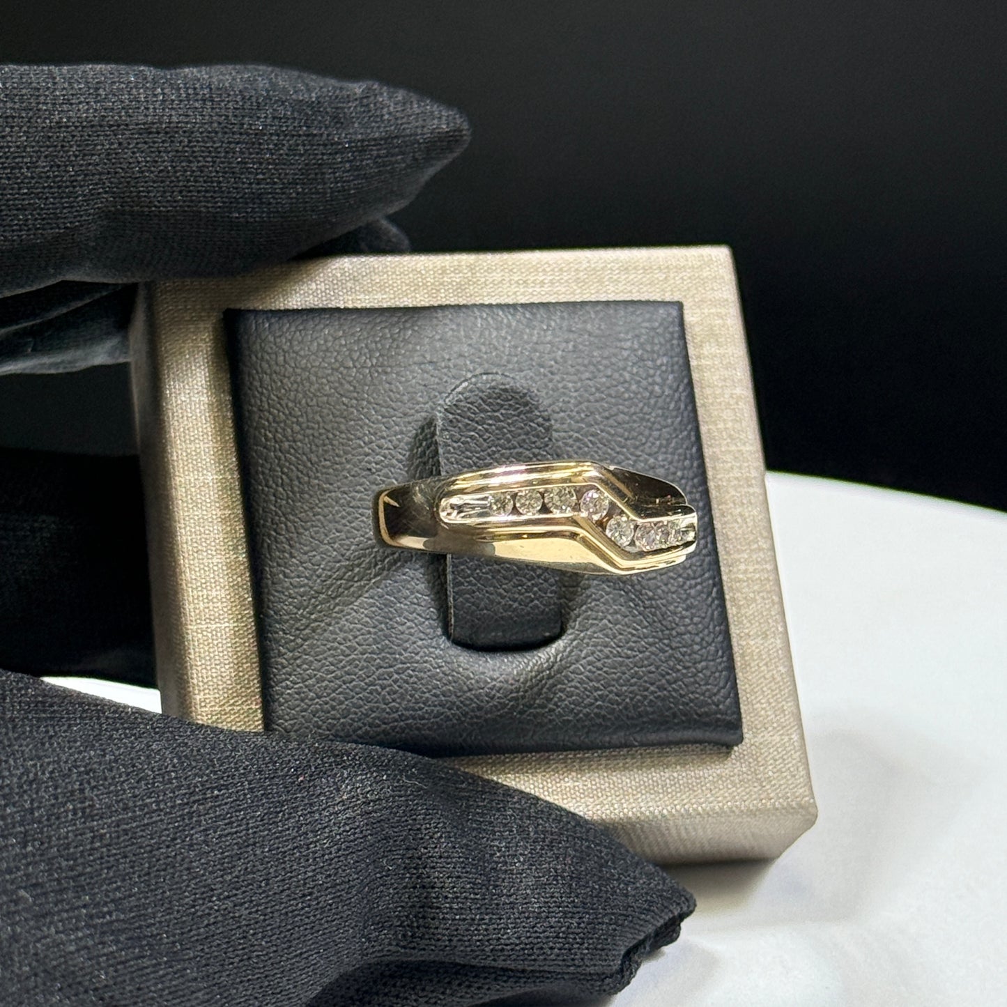 14K Yellow Gold Diamond Gents Band 5.7g – Size 11.5 (.24ctw)