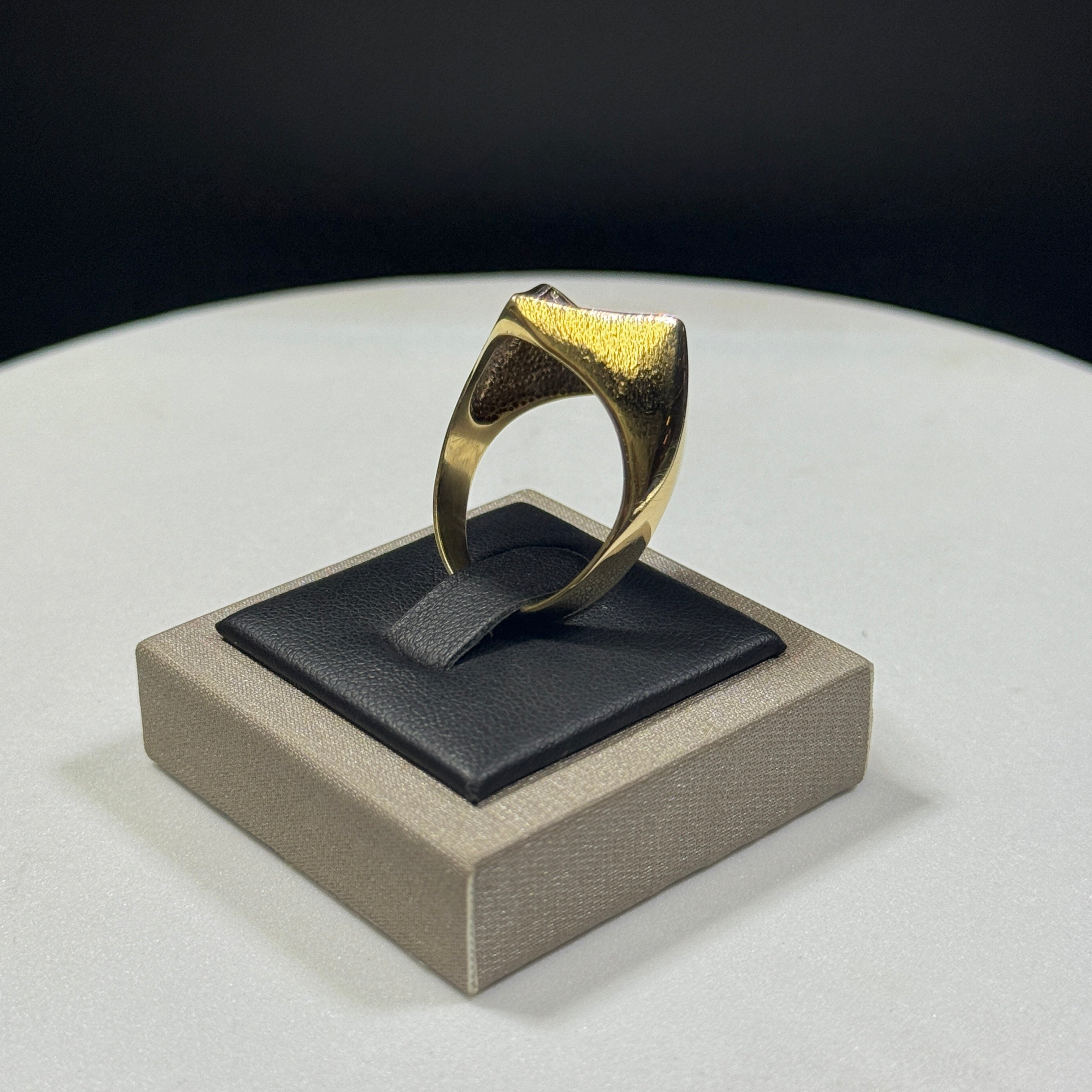 14K Yellow Gold Pave Diamond Concave Ring 10.3g – Size 12 (1.25ctw)