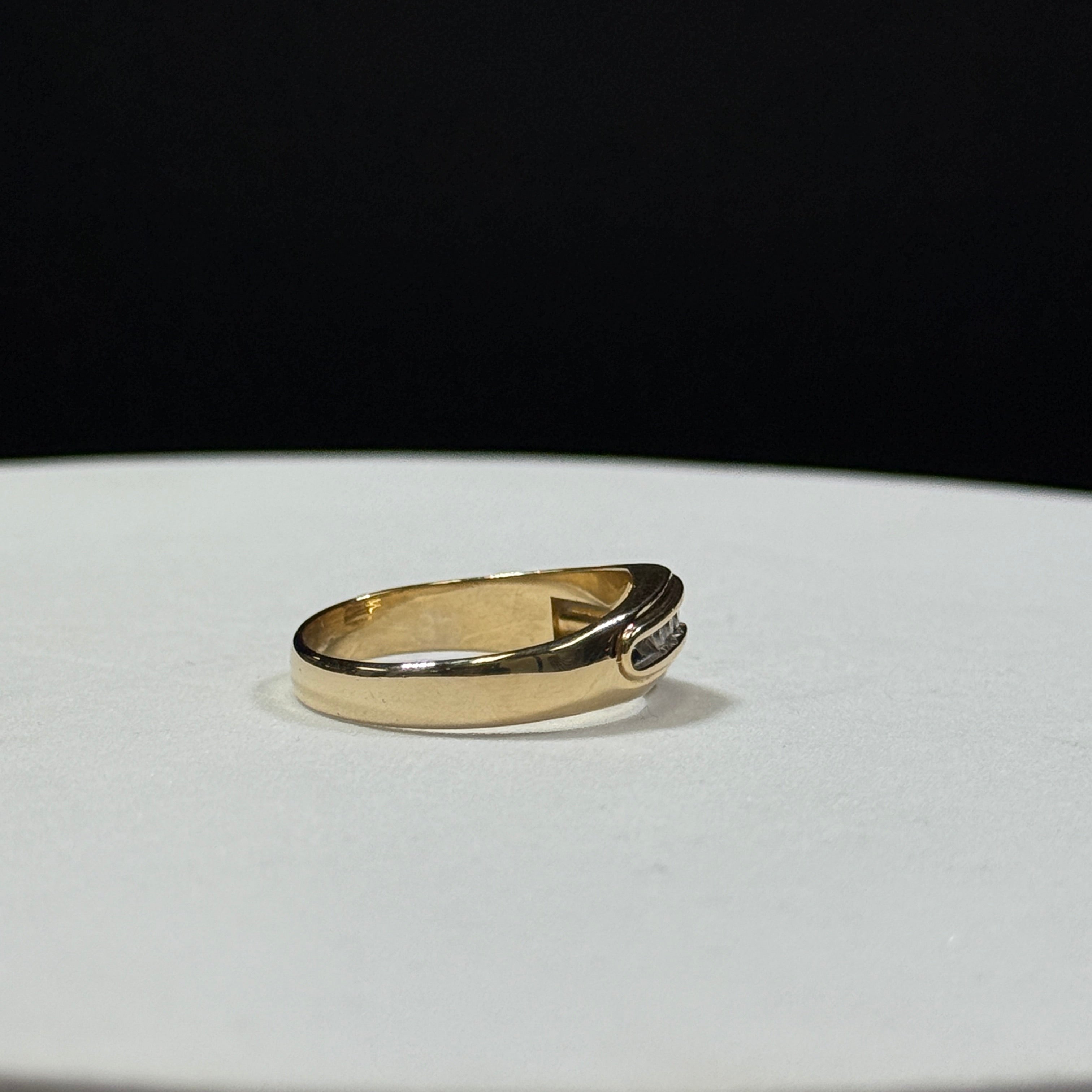 14K Yellow Gold Diamond Gents Band 5.7g – Size 11.5 (.24ctw)