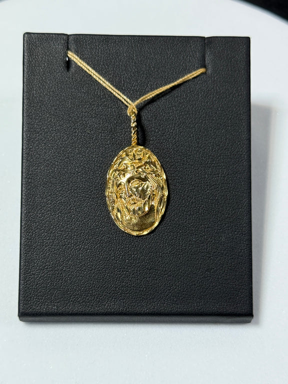 14K Yellow Gold 4G Oval Jesus Christ Pendant