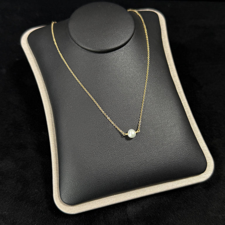14K Yellow Gold Pearl Station 17