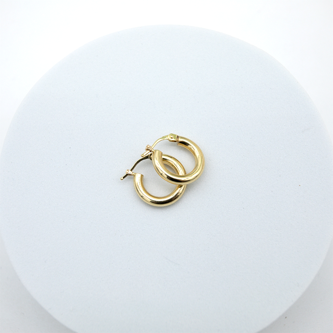 14K Yellow Gold Classic Small Polished Hoop Earrings