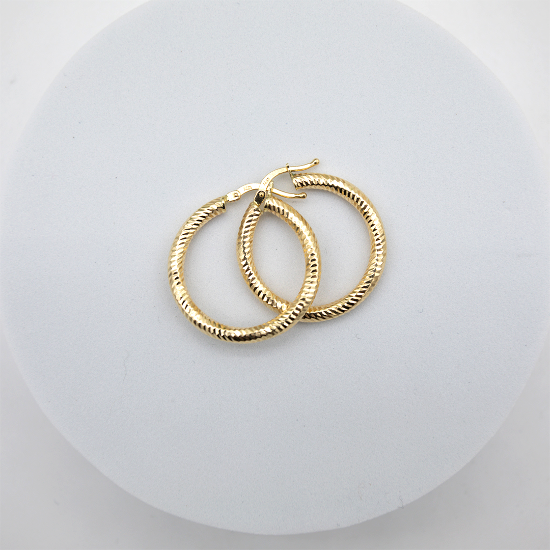 14K Yellow Gold Medium Ribbed Design Hoops